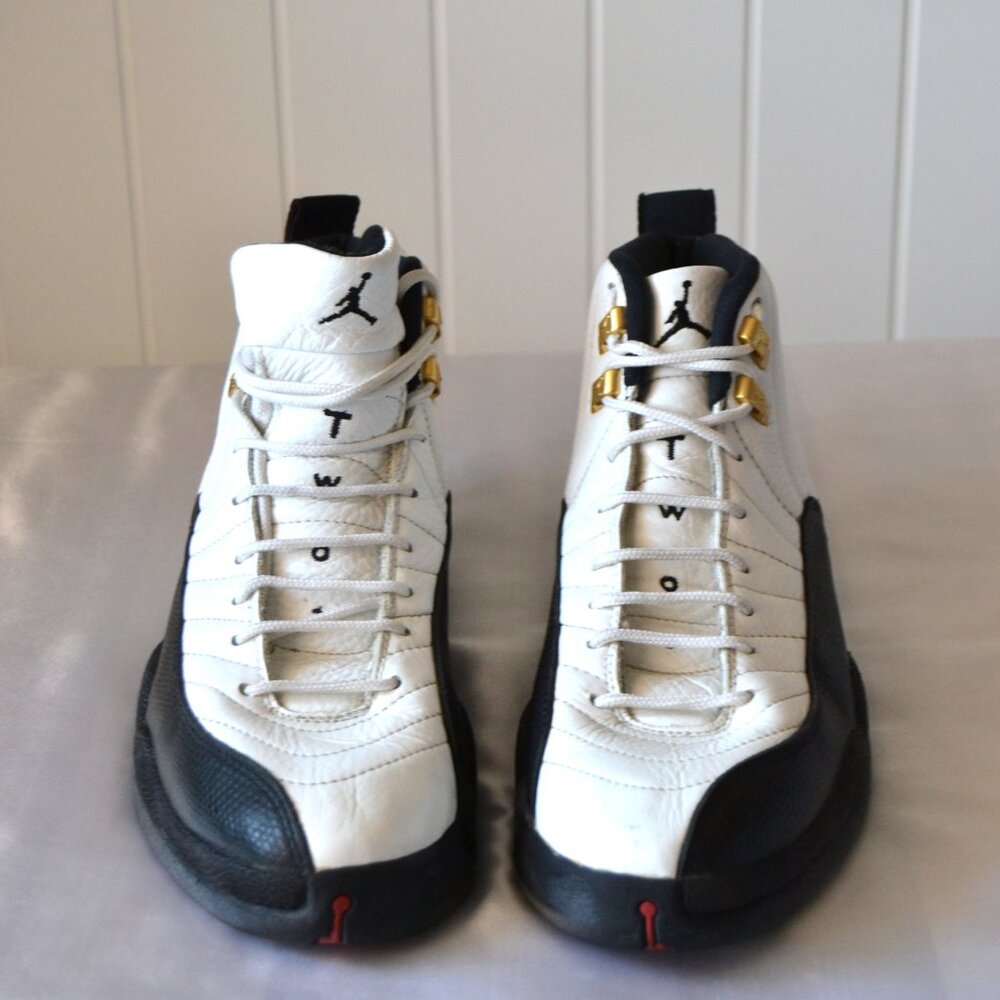 JORDAN 12  OG -1997 TAXI-  - 130690-101 - PRE-OWNED - SIZE US 12  $210 - Picture 3 of 16